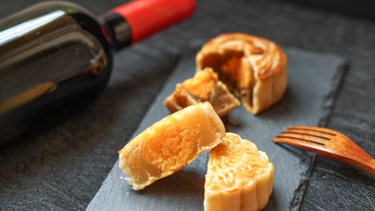 Mooncake Pairing Made Easy: Our Top Wine Picks
